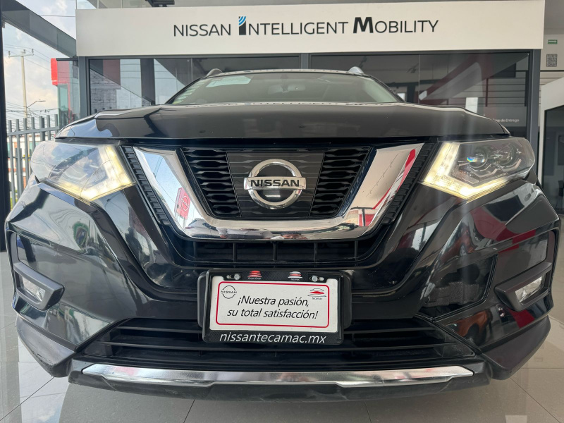 Nissan X-Trail  5 pts. Exclusive, CVT, piel, CD, QC, GPS, 5 pas., RA-18 (cambio de línea) 2018